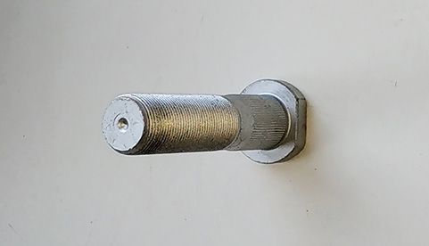 Болт колесный 9042-3104050-10